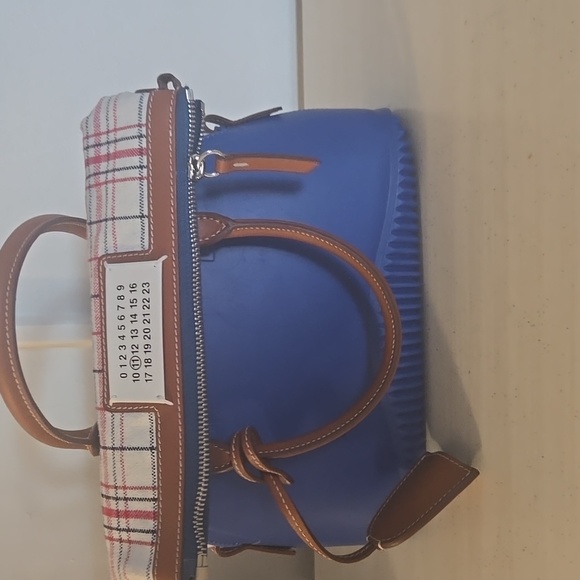 Mason Margiela 5AC Rubber Tote - Picture 12 of 14